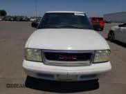 ✅ 2002 GMC Sonoma SLS • VIN: 1GTCS14W128205021 • Лот: 56436585. Опубликован ранее на Copart с пробегом 244 026 миль. Бесплатный доступ к архиву аукционных продаж из США и подробный отчёт об истории автомобиля на DreamBid. Изображение 5.