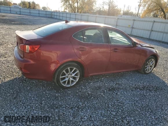 ✅ 2011 Lexus IS 250 • VIN: JTHCF5C25B5047146 • Лот: 92619665. Опубликован ранее на Copart с пробегом 101 395 миль. Бесплатный доступ к архиву аукционных продаж из США и подробный отчёт об истории автомобиля на DreamBid. Изображение 3.
