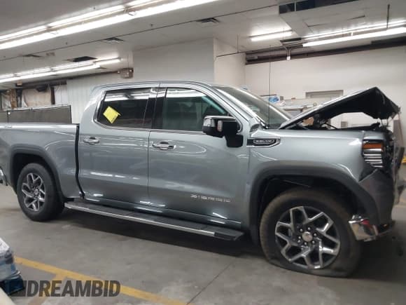 ✅ 2025 GMC Sierra 1500 SLT • VIN: 1GTUUDED8SZ277695 • Лот: 43342044. Опубликован ранее на IAAI с пробегом 517 миль. Бесплатный доступ к архиву аукционных продаж из США и подробный отчёт об истории автомобиля на DreamBid. Изображение 12.