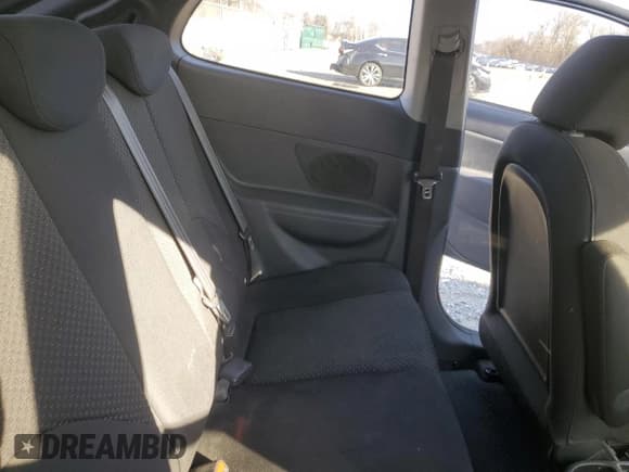 ✅ 2010 Hyundai Accent GS • VIN: KMHCM3AC8AU163948 • Лот: 84078474. Опубликован ранее на Copart с пробегом 39 257 миль. Бесплатный доступ к архиву аукционных продаж из США и подробный отчёт об истории автомобиля на DreamBid. Изображение 10.