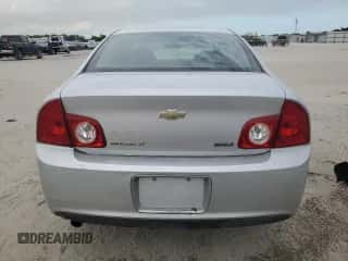 2010 Chevrolet Malibu 1LT z VIN 1G1ZC5E07AF323909, wystawiony jako Copart lot #56308914 z przebiegiem 169 154 mil mil oraz Szkoda całkowita • Salvage title. Historia ofert i sprzedaży dostępna na DreamBid. Obrazek 6.