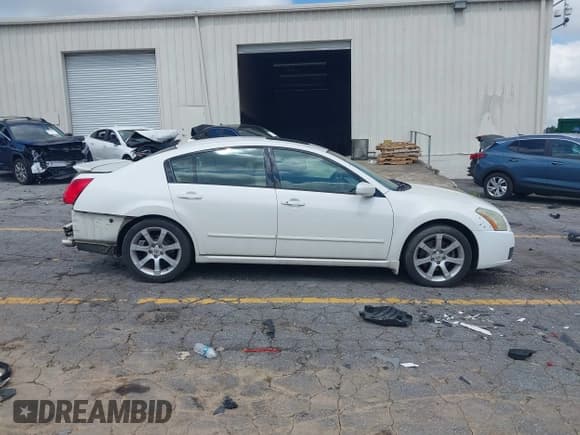 ✅ 2008 Nissan Maxima SE • VIN: 1N4BA41E98C815157 • Lot: 42640996. Listed on IAAI with 211,233 mi. Free auction sales archive from the USA and detailed vehicle history report at DreamBid. Image 13.