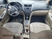 ✅ 2017 Hyundai Accent SE • VIN: KMHCT4AE3HU378836 • Лот: 62019564. Опубликован ранее на Copart с пробегом 76 639 миль. Бесплатный доступ к архиву аукционных продаж из США и подробный отчёт об истории автомобиля на DreamBid. Изображение 8.