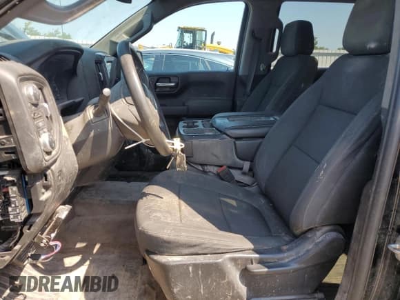 ✅ 2021 GMC Sierra 1500 • VIN: 3GTU9AEF7MG212843 • Lot: 65900855. Wystawiony na Copart z przebiegiem 158 801 mil. Bezpłatny archiwum sprzedaży aukcyjnych z USA i szczegółowy raport historii pojazdu na DreamBid. Zdjęcie 7.