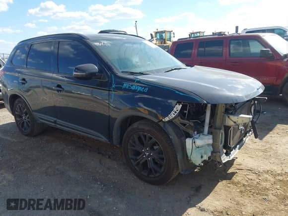 2018 Mitsubishi Outlander SE with VIN JA4AD3A31JZ066762, listed as a IAAI auction lot 43099741 with 87,665 mi miles and . Bid and sale history available at DreamBid. Image 1.