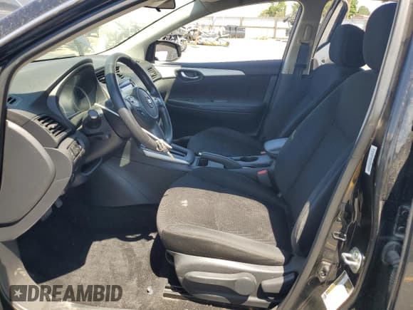 ✅ 2019 Nissan Sentra S • VIN: 3N1AB7AP0KY416807 • Лот: 65465895. Опубликован ранее на Copart с пробегом 83 299 миль. Бесплатный доступ к архиву аукционных продаж из США и подробный отчёт об истории автомобиля на DreamBid. Изображение 7.