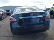 ✅ 2013 Nissan Altima SV • VIN: 1N4AL3AP7DN425948 • Lot: 43678772. Listed on IAAI with 177,578 mi. Free auction sales archive from the USA and detailed vehicle history report at DreamBid. Image 16.