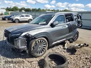 2023 Hyundai Palisade Calligraphy с VIN KM8R7DGE3PU504455, выставлен на аукционе Copart как лот 69625075 с пробегом Не указан миль и Списание • Salvage title. История ставок и продаж доступна на DreamBid. Изображение 1.