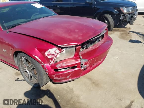 ✅ 2007 Ford Mustang GT Deluxe • VIN: 1ZVFT82H475215524 • Lot: 43472502. Listed on IAAI with 193,059 mi. Free auction sales archive from the USA and detailed vehicle history report at DreamBid. Image 19.