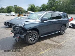 ✅ 2021 Chevrolet Tahoe Z71 • VIN: 1GNSKPKD1MR222776 • Lot: 61223765. Wystawiony na Copart z przebiegiem 141 876 mil. Bezpłatny archiwum sprzedaży aukcyjnych z USA i szczegółowy raport historii pojazdu na DreamBid. Zdjęcie 1.