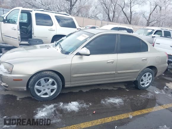 ✅ 2005 Hyundai Elantra GLS • VIN: KMHDN46D35U955200 • Lot: 41807105. Wystawiony na IAAI z przebiegiem 123 105 mil. Bezpłatny archiwum sprzedaży aukcyjnych z USA i szczegółowy raport historii pojazdu na DreamBid. Zdjęcie 14.