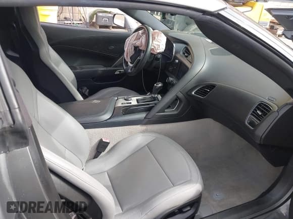 ✅ 2015 Chevrolet Corvette 1LT • VIN: 1G1YB2D73F5107130 • Lot: 41604689. Listed on IAAI with 87,439 mi. Free auction sales archive from the USA and detailed vehicle history report at DreamBid. Image 8.