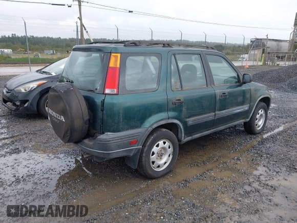✅ 1999 Honda CR-V LX • VIN: JHLRD284XXC017107 • Lot: 43339187. Wystawiony na IAAI z przebiegiem 78 483 mil. Bezpłatny archiwum sprzedaży aukcyjnych z USA i szczegółowy raport historii pojazdu na DreamBid. Zdjęcie 4.
