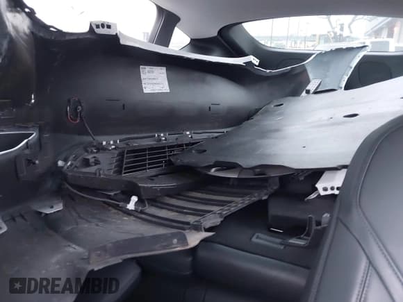 ✅ 2023 Tesla Model Y Long Range • VIN: 7SAYGDEE5PA063097 • Lot: 42171871. Listed on IAAI with Not provided. Free auction sales archive from the USA and detailed vehicle history report at DreamBid. Image 8.