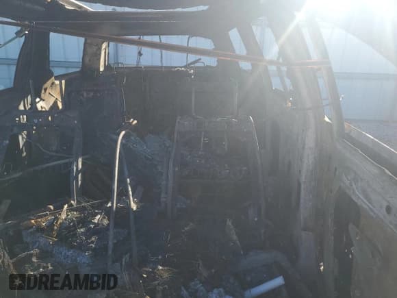 ✅ 2015 GMC Acadia SLT • VIN: 1GKKRRKD4FJ378381 • Lot: 85689505. Wystawiony na Copart z przebiegiem Nie podano. Bezpłatny archiwum sprzedaży aukcyjnych z USA i szczegółowy raport historii pojazdu na DreamBid. Zdjęcie 10.