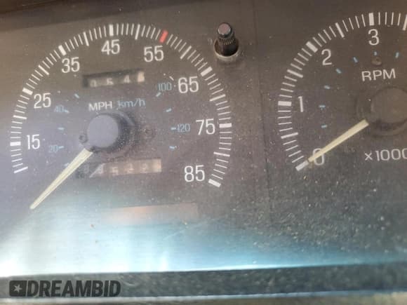 ✅ 1988 Ford F-150 • VIN: 1FTDF15Y4JPA42278 • Lot: 63690575. Wystawiony na Copart z przebiegiem 69 522 mil. Bezpłatny archiwum sprzedaży aukcyjnych z USA i szczegółowy raport historii pojazdu na DreamBid. Zdjęcie 9.