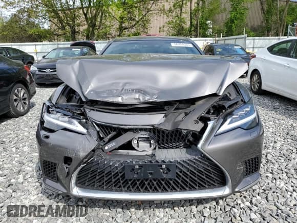 ✅ 2022 Lexus LS 500 • VIN: JTHG5LGF5N5010463 • Lot: 56754505. Listed on Copart with 31,473 mi. Free auction sales archive from the USA and detailed vehicle history report at DreamBid. Image 5.