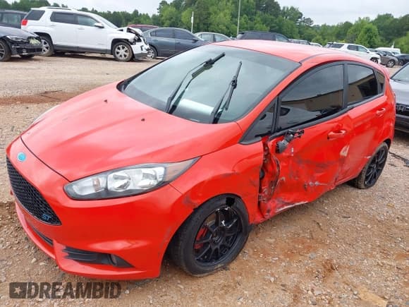 ✅ 2014 Ford Fiesta ST • VIN: 3FADP4GXXEM236379 • Лот: 42689381. Опубликован ранее на IAAI с пробегом 106 996 миль. Бесплатный доступ к архиву аукционных продаж из США и подробный отчёт об истории автомобиля на DreamBid. Изображение 2.