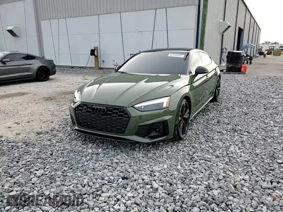 ✅ 2022 Audi S5 Sportback Premium Plus • VIN: WAUC4CF53NA021381 • Lot: 80440455. Listed on Copart with 37,506 mi. Free auction sales archive from the USA and detailed vehicle history report at DreamBid. Image 13.