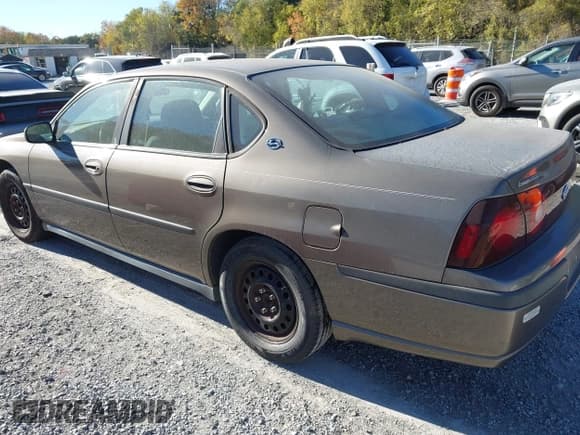 ✅ 2003 Chevrolet Impala • VIN: 2G1WF52E139363733 • Lot: 43459095. Listed on IAAI with 97,195 mi. Free auction sales archive from the USA and detailed vehicle history report at DreamBid. Image 3.