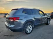 ✅ 2019 Volkswagen Atlas SE • VIN: 1V2DR2CA6KC594648 • Lot: 96090475. Listed on Copart with 91,452 mi. Free auction sales archive from the USA and detailed vehicle history report at DreamBid. Image 3.