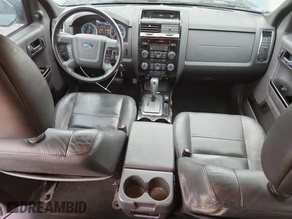 ✅ 2010 Ford Escape Limited • VIN: 1FMCU0E75AKD45470 • Lot: 70743285. Listed on Copart with 155,906 mi. Free auction sales archive from the USA and detailed vehicle history report at DreamBid. Image 8.