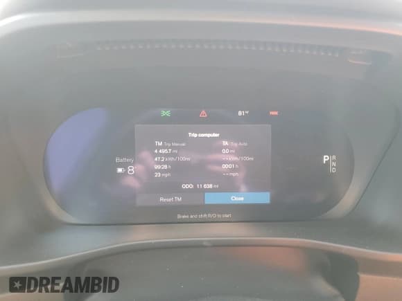 ✅ 2023 Volvo C40 Ultimate • VIN: YV4ED3GM3P2062413 • Lot: 48717804. Wystawiony na Copart z przebiegiem 11 638 mil. Bezpłatny archiwum sprzedaży aukcyjnych z USA i szczegółowy raport historii pojazdu na DreamBid. Zdjęcie 9.