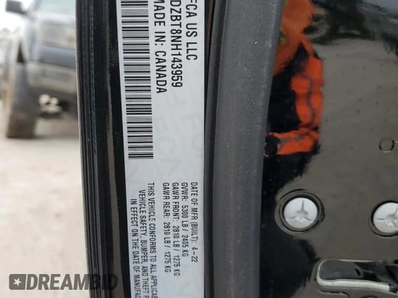 ✅ 2022 Dodge Challenger R/T • VIN: 2C3CDZBT8NH143959 • Lot: 77912643. Wystawiony na Copart z przebiegiem 23 712 mil. Bezpłatny archiwum sprzedaży aukcyjnych z USA i szczegółowy raport historii pojazdu na DreamBid. Zdjęcie 13.