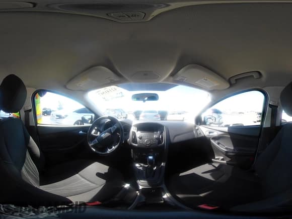 ✅ 2016 Ford Focus SE • VIN: 1FADP3F23GL306423 • Lot: 42141567. Listed on IAAI with 58,544 mi. Free auction sales archive from the USA and detailed vehicle history report at DreamBid. Image 18.