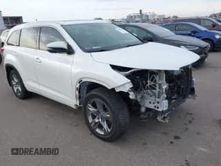 ✅ 2017 Toyota Highlander Limited • VIN: 5TDDZRFH9HS421572 • Lot: 43605451. Wystawiony na IAAI z przebiegiem 112 111 mil. Bezpłatny archiwum sprzedaży aukcyjnych z USA i szczegółowy raport historii pojazdu na DreamBid. Zdjęcie 1.