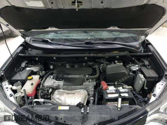 ✅ 2018 Toyota RAV4 SE • VIN: 2T3JFREV5JW718779 • Lot: 90089275. Listed on Copart with 29,765 mi. Free auction sales archive from the USA and detailed vehicle history report at DreamBid. Image 12.