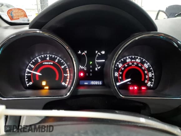 ✅ 2012 Toyota Highlander SE • VIN: 5TDBK3EH4CS165165 • Lot: 85186345. Listed on Copart with 190,855 mi. Free auction sales archive from the USA and detailed vehicle history report at DreamBid. Image 9.