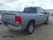 2024 Ram 1500 SLT z VIN 1C6RR7GG8RS124714, wystawiony jako IAAI lot #43207484 z przebiegiem 51 600 mil mil oraz . Historia ofert i sprzedaży dostępna na DreamBid. Obrazek 4.