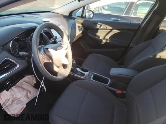 ✅ 2018 Chevrolet Cruze LT • VIN: 1G1BE5SM6J7223510 • Lot: 72013222. Listed on Copart with 43,181 mi. Free auction sales archive from the USA and detailed vehicle history report at DreamBid. Image 7.