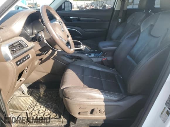 ✅ 2020 Kia Telluride SX • VIN: 5XYP54HC5LG067584 • Lot: 80866035. Listed on Copart with 127,357 mi. Free auction sales archive from the USA and detailed vehicle history report at DreamBid. Image 7.