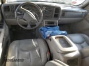 ✅ 2004 Chevrolet Suburban Z71 • VIN: 3GNFK16Z34G187646 • Лот: 49993535. Опубликован ранее на Copart с пробегом 147 201 миль. Бесплатный доступ к архиву аукционных продаж из США и подробный отчёт об истории автомобиля на DreamBid. Изображение 8.