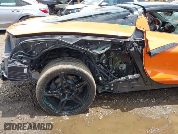 ✅ 2023 Chevrolet Corvette 2LT • VIN: 1G1YB2D47P5137190 • Lot: 42140555. Listed on IAAI with 23,941 mi. Free auction sales archive from the USA and detailed vehicle history report at DreamBid. Image 19.