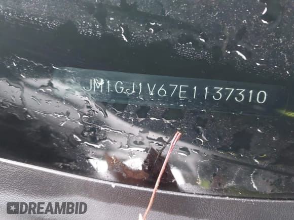 ✅ 2014 Mazda 6 i Touring • VIN: JM1GJ1V67E1137310 • Lot: 43795325. Wystawiony na IAAI z przebiegiem 157 818 mil. Bezpłatny archiwum sprzedaży aukcyjnych z USA i szczegółowy raport historii pojazdu na DreamBid. Zdjęcie 9.