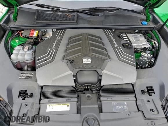 ✅ 2023 Lamborghini Urus Performante • VIN: ZPBUC3ZL6PLA23937 • Лот: 93887715. Опубликован ранее на Copart с пробегом Не указан. Бесплатный доступ к архиву аукционных продаж из США и подробный отчёт об истории автомобиля на DreamBid. Изображение 12.