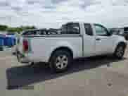 2011 Nissan Frontier SV z VIN 1N6AD0CU7BC435877, wystawiony jako Copart lot #57132265 z przebiegiem 141 862 mil mil oraz Czysty tytuł • Clean title. Historia ofert i sprzedaży dostępna na DreamBid. Obrazek 3.