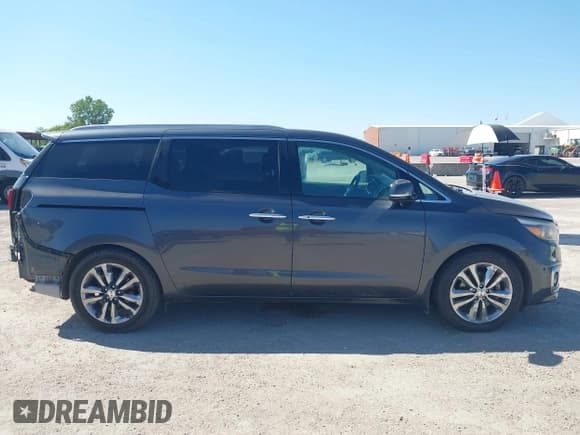 ✅ 2016 Kia Sedona SX-L • VIN: KNDME5C16G6111633 • Lot: 42818371. Listed on IAAI with 66,244 mi. Free auction sales archive from the USA and detailed vehicle history report at DreamBid. Image 13.
