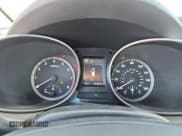 ✅ 2017 Hyundai Santa Fe 2.4L • VIN: 5NMZTDLB6HH004648 • Lot: 82200395. Wystawiony na Copart z przebiegiem 97 307 mil. Bezpłatny archiwum sprzedaży aukcyjnych z USA i szczegółowy raport historii pojazdu na DreamBid. Zdjęcie 9.