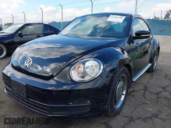 ✅ 2013 Volkswagen Beetle Fender Edition • VIN: 3VWJP7ATXDM622350 • Lot: 41503396. Listed on IAAI with 55,468 mi. Free auction sales archive from the USA and detailed vehicle history report at DreamBid. Image 2.