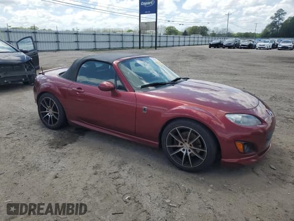 ✅ 2011 Mazda MX-5 Miata Sport • VIN: JM1NC2JF0B0213125 • Lot: 50918885. Wystawiony na Copart z przebiegiem 78 756 mil. Bezpłatny archiwum sprzedaży aukcyjnych z USA i szczegółowy raport historii pojazdu na DreamBid. Zdjęcie 4.