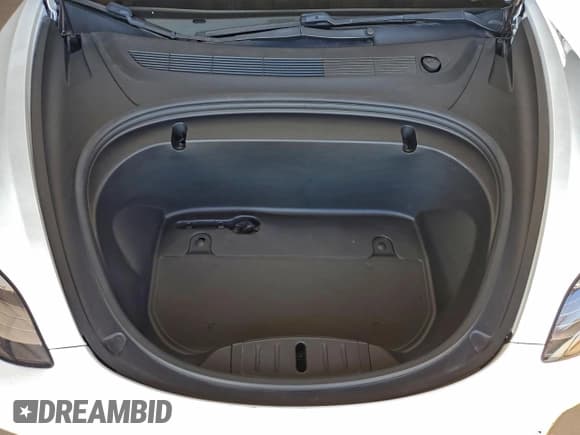 ✅ 2020 Tesla Model 3 Long Range • VIN: 5YJ3E1EB3LF618014 • Lot: 95193415. Wystawiony na Copart z przebiegiem 41 832 mil. Bezpłatny archiwum sprzedaży aukcyjnych z USA i szczegółowy raport historii pojazdu na DreamBid. Zdjęcie 11.