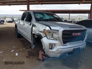 ✅ 2020 GMC Sierra 1500 Elevation • VIN: 3GTP8CEK3LG399358 • Лот: 43243301. Опубликован ранее на IAAI с пробегом 100 296 миль. Бесплатный доступ к архиву аукционных продаж из США и подробный отчёт об истории автомобиля на DreamBid. Изображение 1.