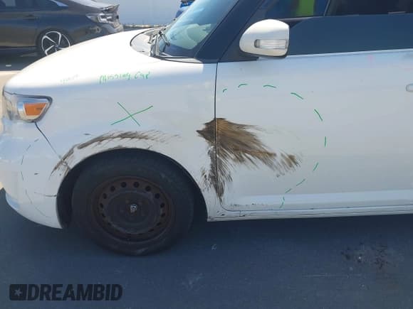 ✅ 2009 Scion xB • VIN: JTLKE50E491084421 • Lot: 43233841. Wystawiony na IAAI z przebiegiem 317 940 mil. Bezpłatny archiwum sprzedaży aukcyjnych z USA i szczegółowy raport historii pojazdu na DreamBid. Zdjęcie 6.