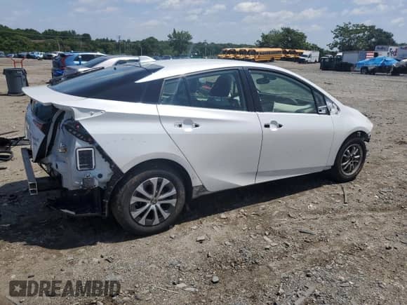 2022 Toyota Prius LE with VIN JTDL9MFU6N3041596, listed as a Copart auction lot 65184095 with 58,816 mi miles and Salvage title. Bid and sale history available at DreamBid. Image 3.