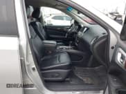 ✅ 2014 Nissan Pathfinder SL • VIN: 5N1AR2MN6EC726507 • Lot: 42444733. Listed on IAAI with 136,280 mi. Free auction sales archive from the USA and detailed vehicle history report at DreamBid. Image 5.