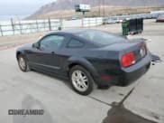 ✅ 2008 Ford Mustang Deluxe • VIN: 1ZVHT80N085149590 • Lot: 92692355. Wystawiony na Copart z przebiegiem 173 554 mil. Bezpłatny archiwum sprzedaży aukcyjnych z USA i szczegółowy raport historii pojazdu na DreamBid. Zdjęcie 2.